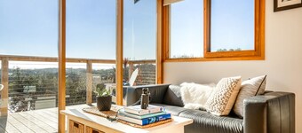 Perched at one of the highest points in Rye (Sleeps 11)