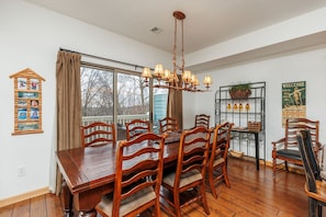 Condo, 4 Bedrooms | Dining