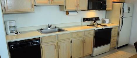 Kondominium, 3 kamar tidur | Dapur pribadi | Lemari es, oven, mesin pembuat kopi/teh, dan pemanggang roti