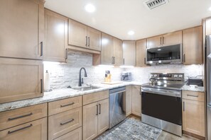 Condo, 3 Bedrooms | Private kitchen | Fridge, oven, coffee/tea maker, toaster - Seven Springs Meadowridge Pet Friendly 3 Bedroom Condo by RedAwning (Champion)