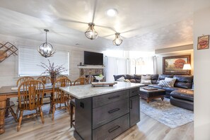 Appart'hôtel, 3 chambres | Intérieur