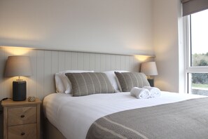 4 bedrooms, free WiFi, bed sheets