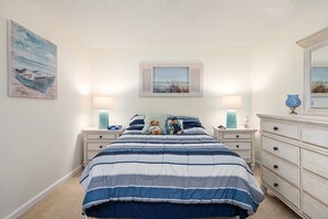 2 quartos, ferros/tábuas de passar roupa, acesso de cortesia à internet