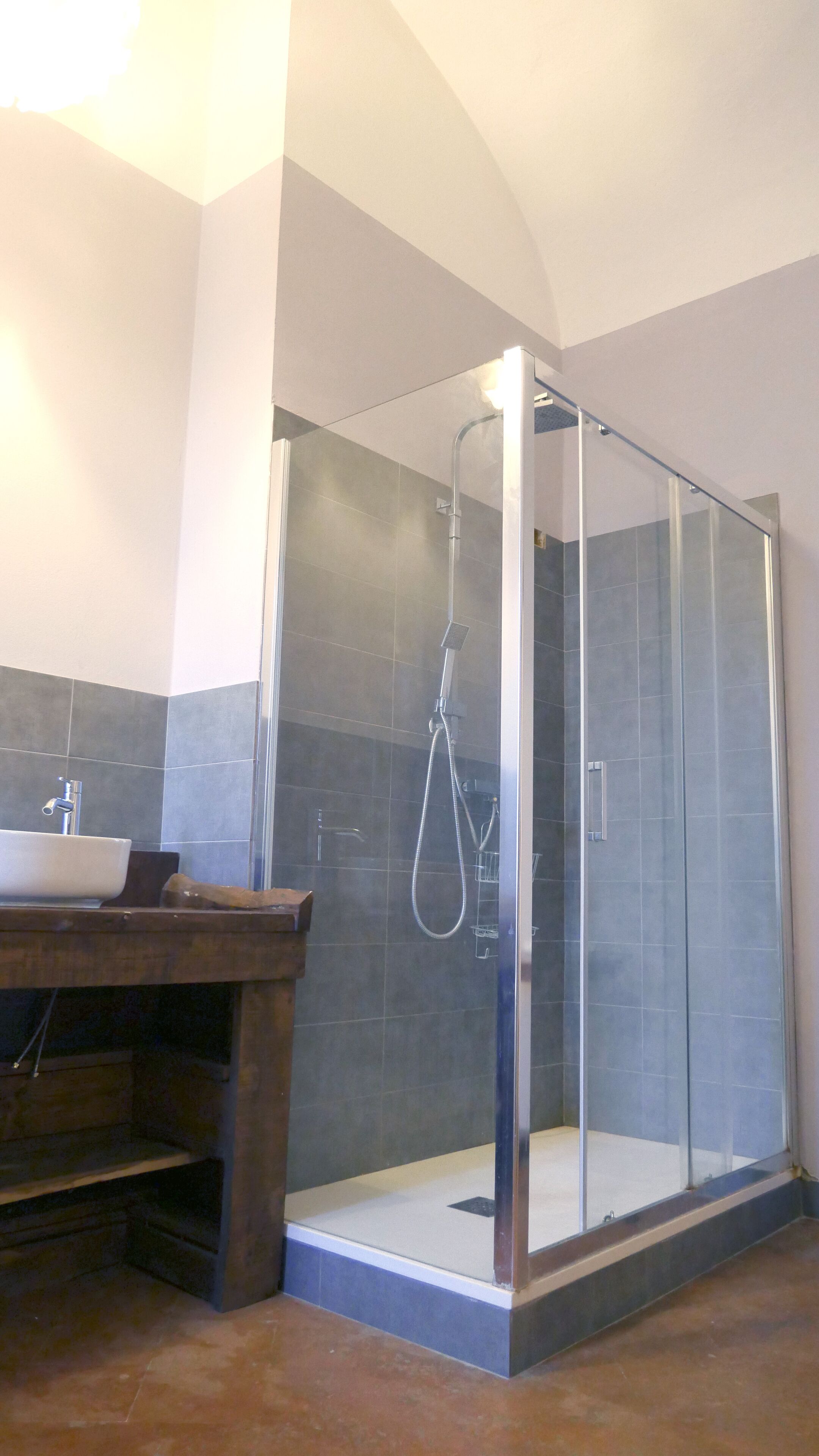 Comfort-Zimmer | Badezimmer | Duschwanne, Komfortbadewanne, Regendusche, Bidet