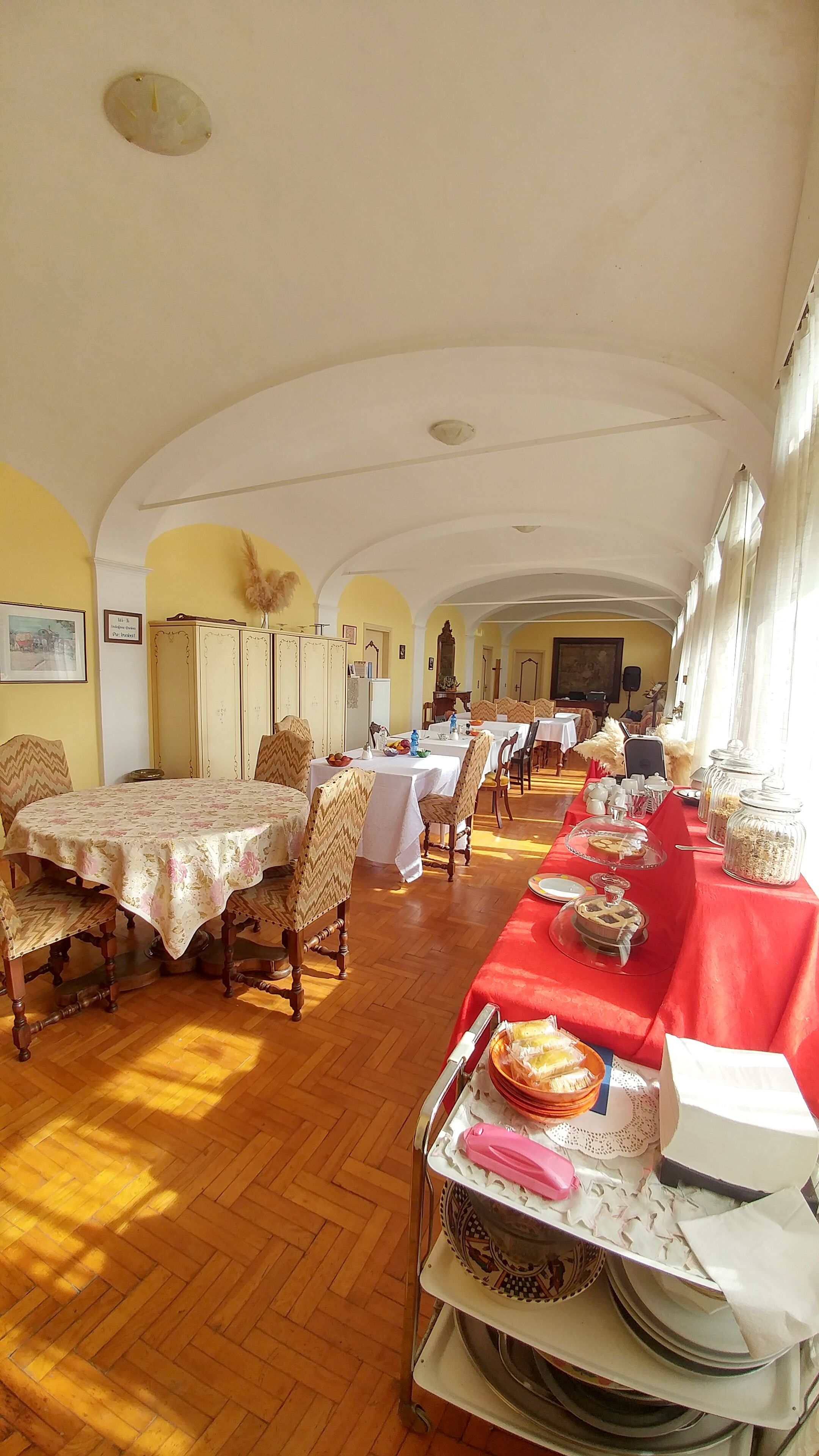 Free daily full breakfast