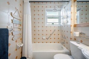 Towels, toilet paper