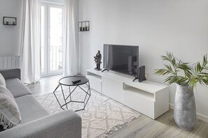 TV