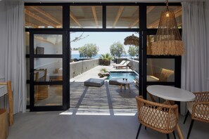 Apocalipsis Suite, Private Heated Pool, Sea View | 1 bedroom, premium bedding, minibar, in-room safe - Oscar Beachfront Suites-Adults Only (Santorini)