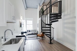Interior - Sosuite | 2BR Loft w W/D, Gym, Lounge (Philadelphia)