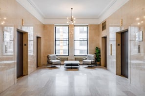 Interior - Sosuite | 1BR Loft w Shared W/D, Gym, Lounge (Philadelphia)