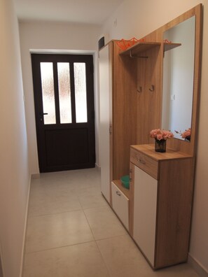 Apartment (One Bedroom Apartment with Terrace) | Innenbereich