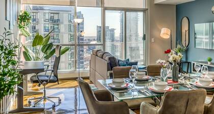 Stylish 2BR Condo with Balcony—Downtown Calgary