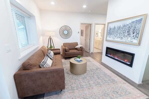 Een televisie, een open haard, Netflix en Hulu