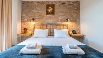 King Room With Balcony | Egyptian cotton sheets, premium bedding, memory foam beds, minibar