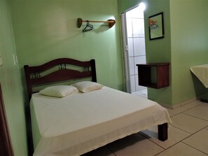 Wifi gratis y ropa de cama 