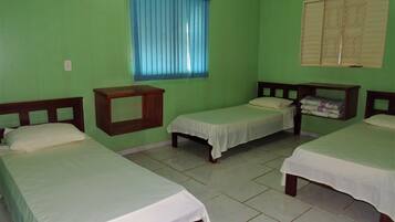 Basic Triple Room | Free WiFi, bed sheets