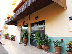 Fachada de la propiedad