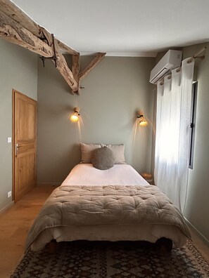 5 chambres, draps fournis