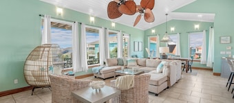 Wake Up to Emerald Gulf Views