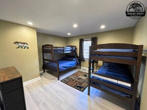 4 bedrooms, free WiFi, bed sheets