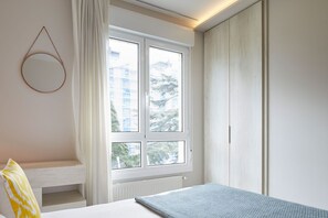 2 bedrooms, iron/ironing board, free WiFi, bed sheets - Cozy apartment near the beach. Swimming pool (Zarautz)