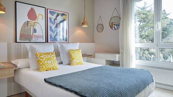 2 slaapkamers, een strijkplank/strijkijzer, gratis wifi, beddengoed