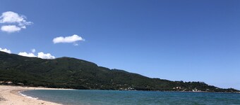 F3 apartment, separate annex, sea and garden view.