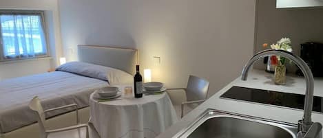 1 soveværelse, sengetøj