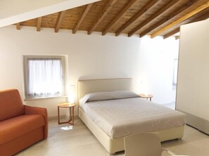 2 soveværelser, sengetøj