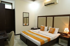 Room - OYO Rooms 486 IGI Airport Near Main Road (New Delhi)
