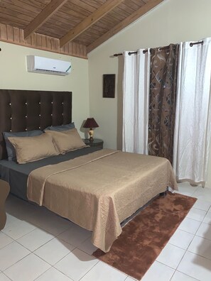2 Schlafzimmer, Bügeleisen/Bügelbrett, kostenloses WLAN, Bettwäsche