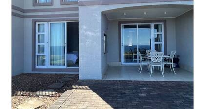 Perfect Villa to stay and enjoy world class Golf