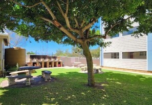 Outdoor dining - Perfect family stay for 6 (Mossel Bay)