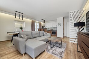Living area - Tawryczewskiego Apartments by Renters (Wroclaw)