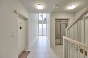 Interior - Tawryczewskiego Apartments by Renters (Wroclaw)