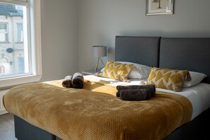 3 soverom, strykejern/-brett, wi-fi (inkludert) og sengetøy