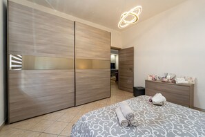 1 Schlafzimmer, Bügeleisen/Bügelbrett, kostenloses WLAN, Bettwäsche