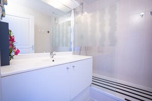 Dusche, Haartrockner