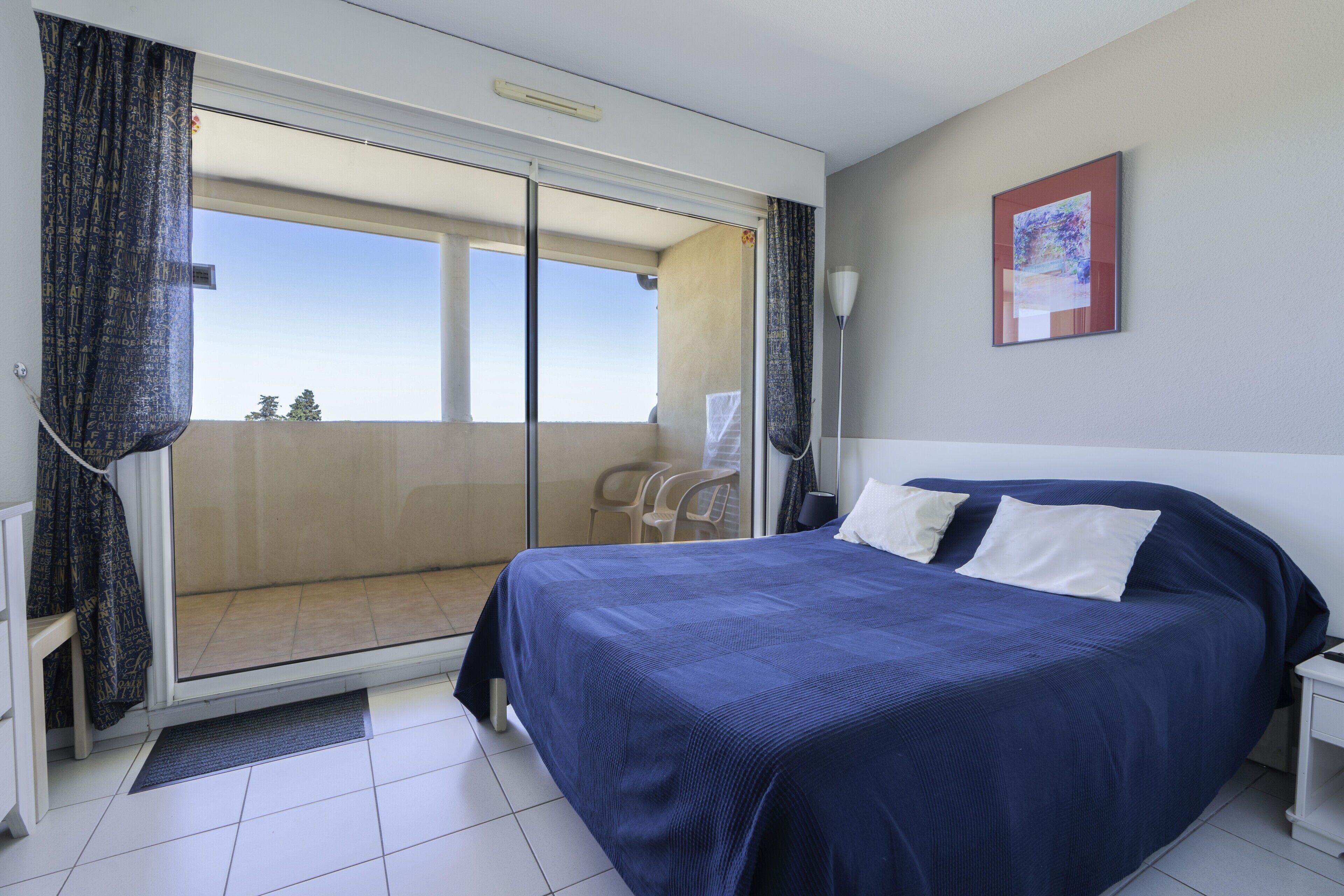 1 chambre, fer et planche à repasser, Wi-Fi gratuit