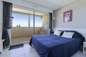 1 chambre, fer et planche à repasser, Wi-Fi gratuit