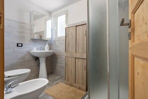 Dusche, Haartrockner