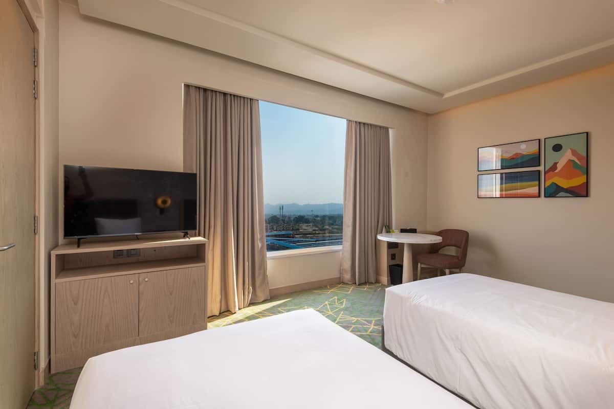 1 bedroom, hypo-allergenic bedding, down duvets, minibar