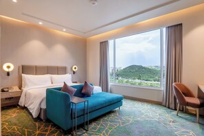 Hypo-allergenic bedding, down duvets, minibar, in-room safe