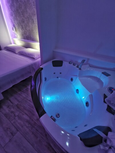 THE SEA OF ROME DELUXE "SAPPHIRE"