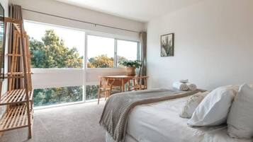 1 bedroom, iron/ironing board, travel crib, WiFi