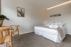 1 Schlafzimmer, Bügeleisen/Bügelbrett, Reisekinderbett, WLAN