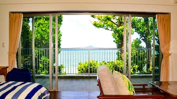 1 bedroom, desk, free WiFi, bed sheets