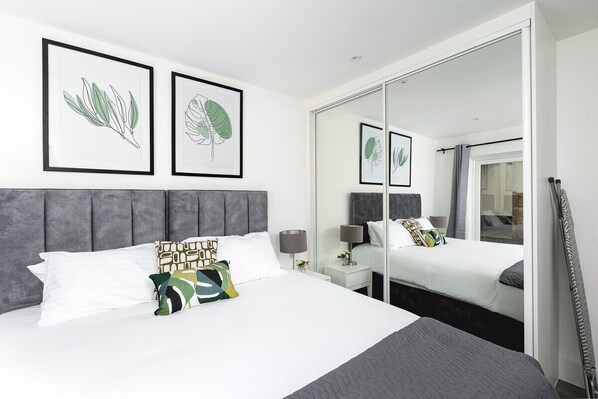 1 quarto, ferros/tábuas de passar roupa, acesso à internet