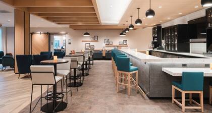 Hyatt Place Sacramento International Airport