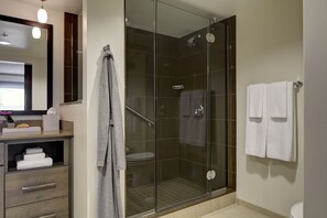 Premium bedding, in-room safe, blackout curtains, iron/ironing board
